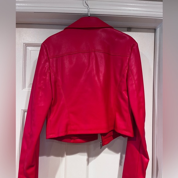 Express Bold Red Jacket - Picture 4 of 4